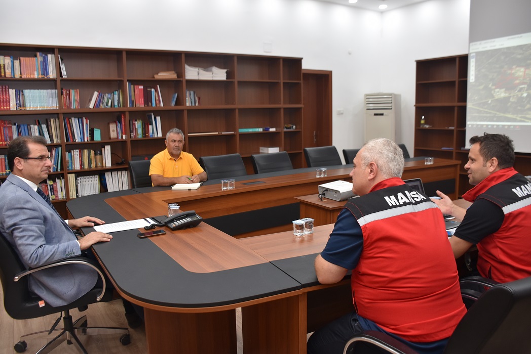 Kaymakamımız Sayın Ali GÜLDOĞAN Başkanlığında Tarıma Dayalı İhtisas Sera Organize Sanayi Bölgesi Toplantısı Gerçekleştirildi