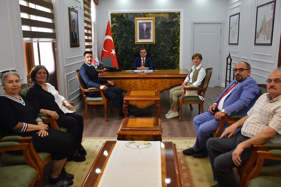 İyi Parti İlçe Yönetimi Kaymakamımızı Ziyaret Etti.